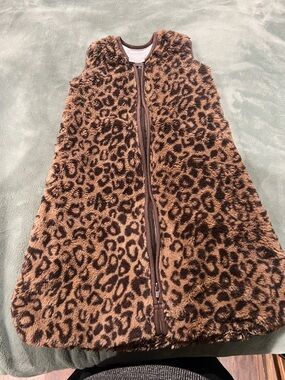 Halo Leopard Print Fleece Sleep SackExclusive for Pottery Barn EUC Size S 0-6 mo